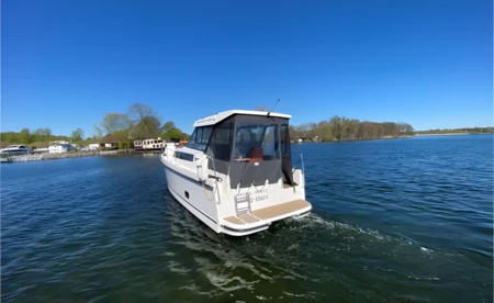 Nexus Revo 870 Electric