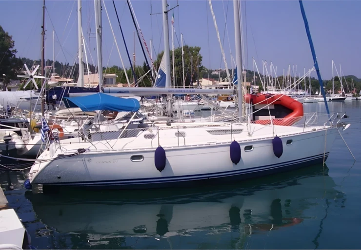 Sun Odyssey 42.2 Marina Gouvia | STEFI