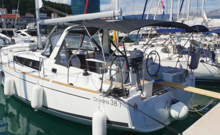 Oceanis 38.1