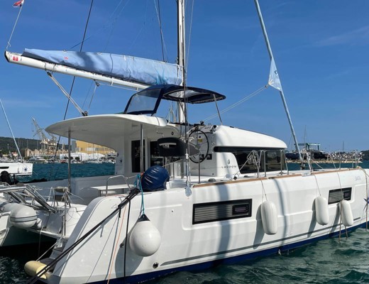 Lagoon 40
