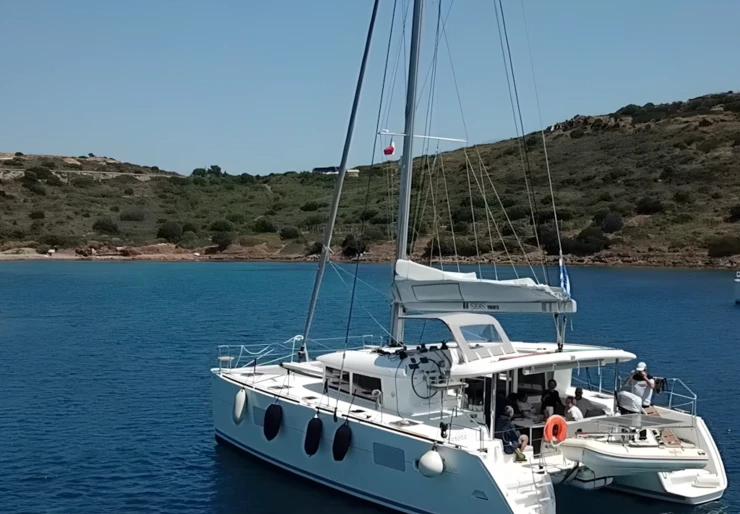 Lagoon 400 Alimos Kalamaki | AURORA