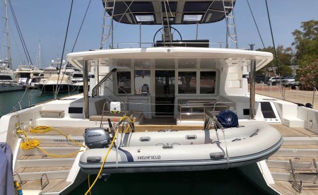 Lagoon 52