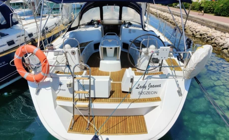 Sun Odyssey 49i