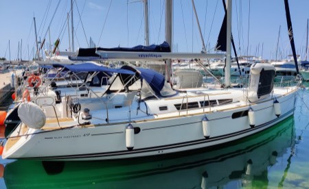 Sun Odyssey 49i