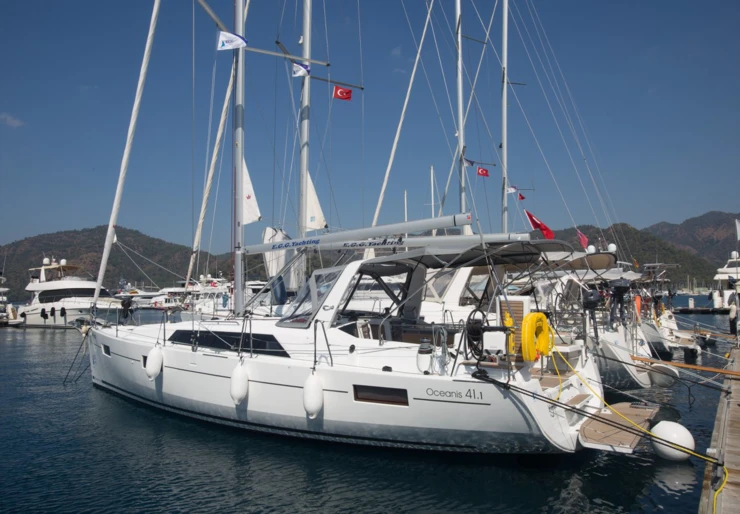 Oceanis 41.1 Puerto de Göcek | Friends