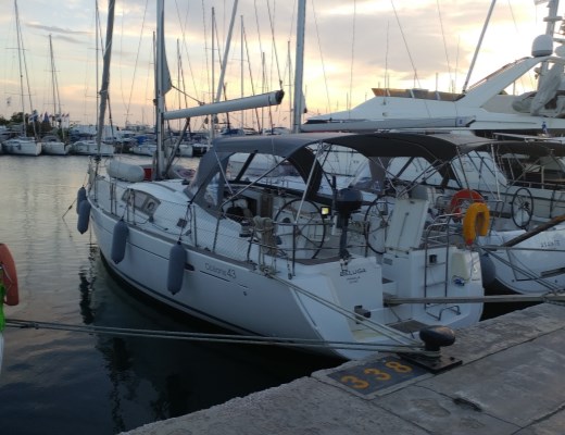 Oceanis 43