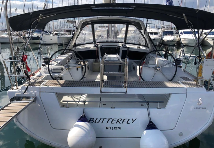 Oceanis 48 Marina Gouvia | Butterfly