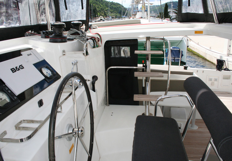 Lagoon 42 Komolac | Mola Mola