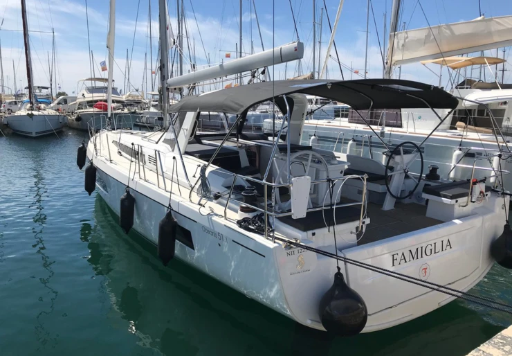Oceanis 51.1 Alimos Kalamaki | Famiglia
