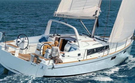 Oceanis 38.1