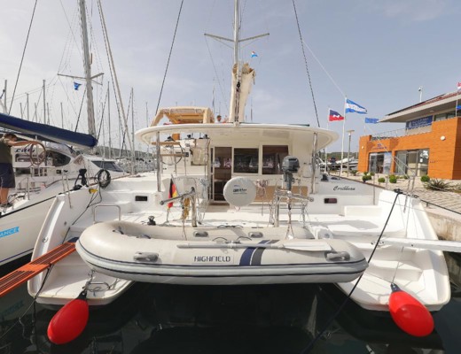 Lagoon 400