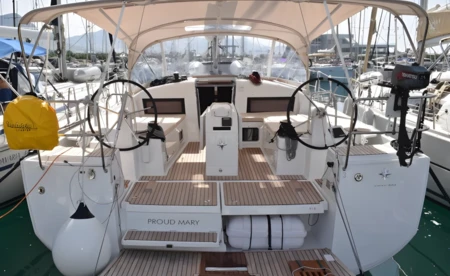 Sun Odyssey 440