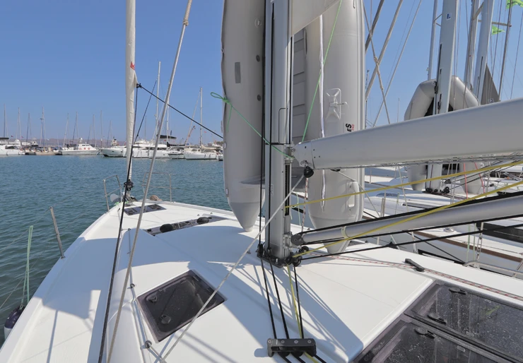 Sun Odyssey 440 Lavrion - main port | Ermis