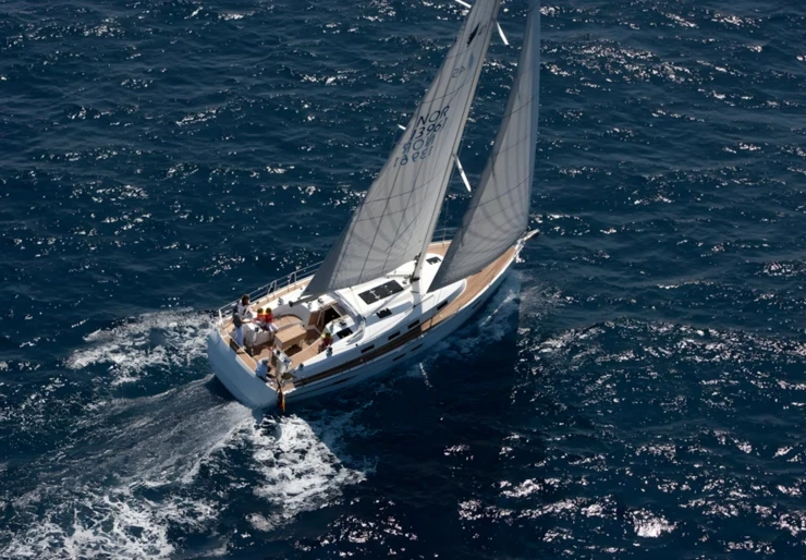 Bavaria Cruiser 45 Hafen von Lefkada | Midas