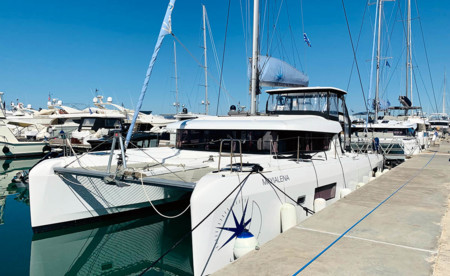 Lagoon 42
