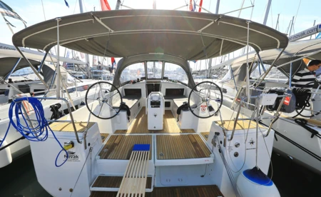 Sun Odyssey 490