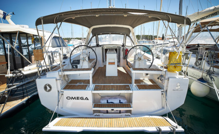 Oceanis 38