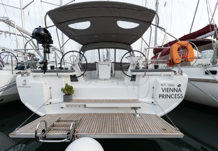 Oceanis 46.1 Alimos Kalamaki | Vienna Princess