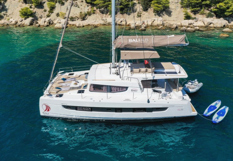 Bali 4.8 Marina Kastela | Vaya Con Dios