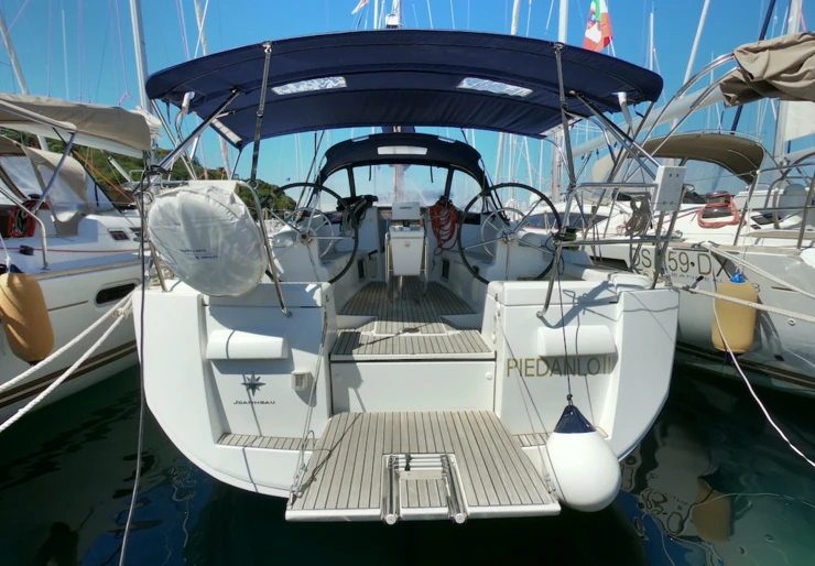 Sun Odyssey 409 Portisco harbour | Piedanlo