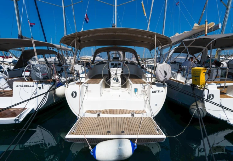 Bavaria Cruiser 36 Marina Kornati | Estela