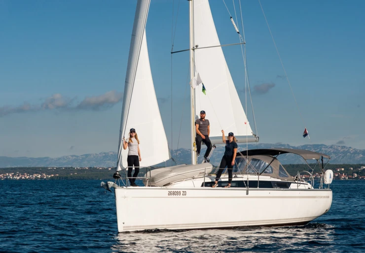 Bavaria Cruiser 34 Marina Tankerkomerc | Neo