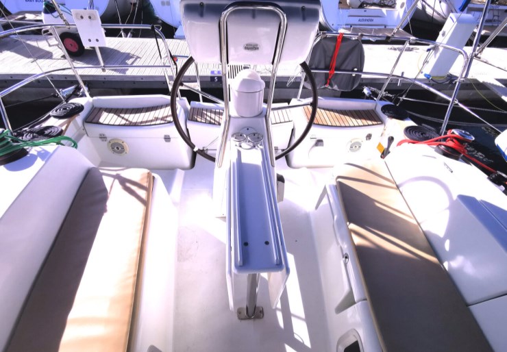 Sun Odyssey 36i Novi Vinodolski - Marina Novi | Mia