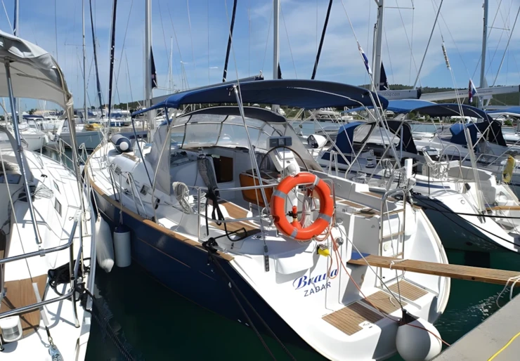 Oceanis Clipper 423 Marina Dalmacija | Brava