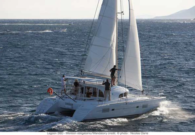 Lagoon 380 Marina Sangulin | LOVE SONG