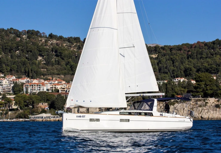 Oceanis 38 ACI Marina | ARSEN