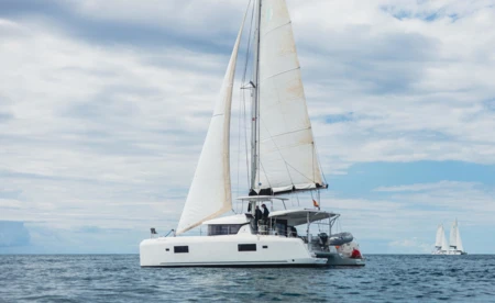 Lagoon 42