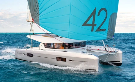 Lagoon 42