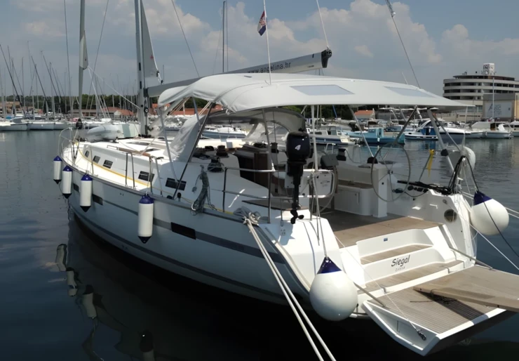 Bavaria Cruiser 50 Marina Sangulin | SIEGAL