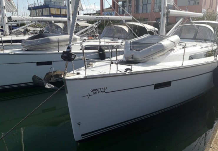Bavaria Cruiser 41 Lefkas harbour | Quintessa