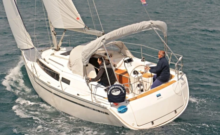 Bavaria Cruiser 33
