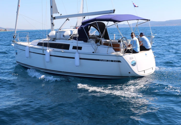 Bavaria Cruiser 34 Marina Dalmacija | BELLA