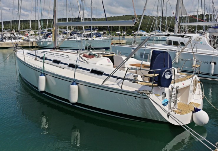 Eminence 40 Marina Dalmacija | WHITE DREAMS