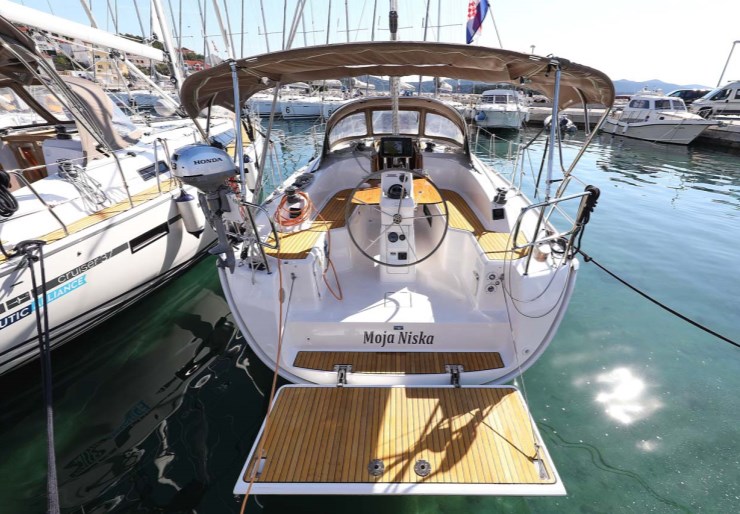 Bavaria Cruiser 33 Jezera | Moja Niska