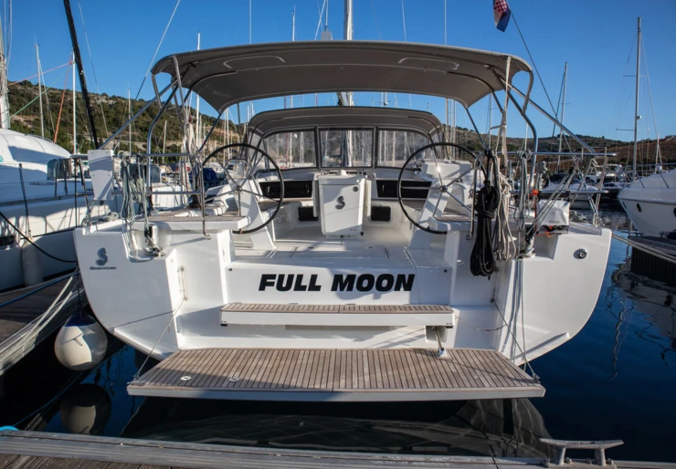 Oceanis 51.1 Primosten - Marina Kremik | Full Moon