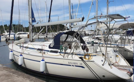 Bavaria 38