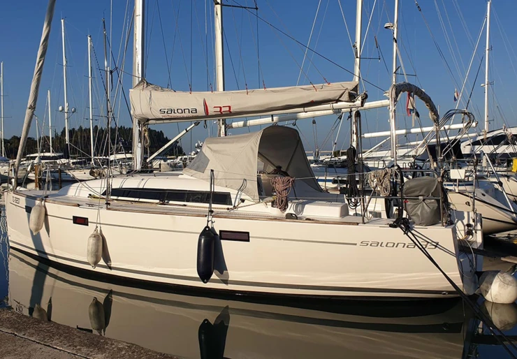 Salona 33 Portoroz | Svity