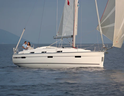 Bavaria Cruiser 36