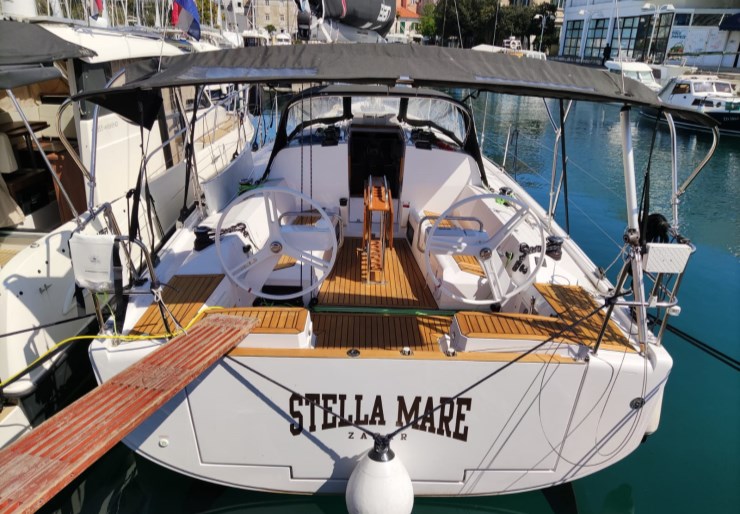 Elan E4 Marina Tankerkomerc | Stella Mare