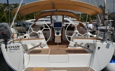 Hanse 418