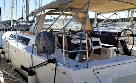 Dufour 390 GL