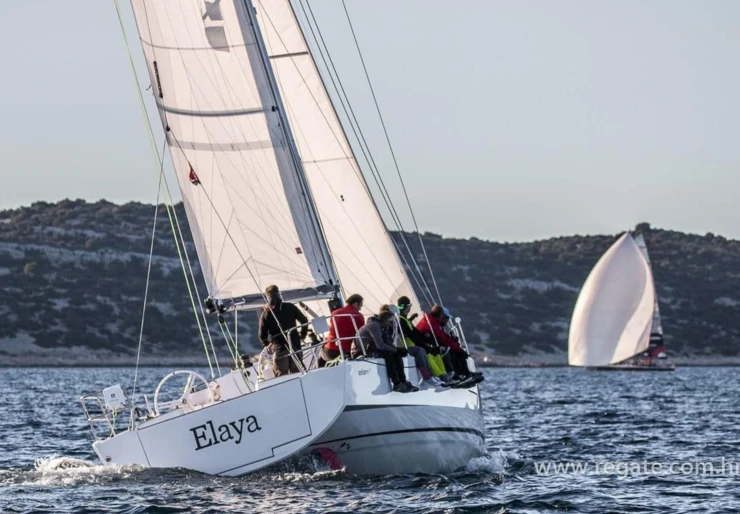 Elan E5 Marina Kornati | Elaya