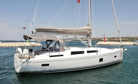 Hanse 388