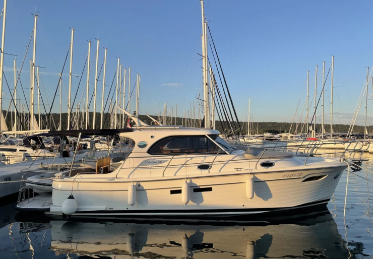 Adriana 36 Marina Dalmacija | IRIS