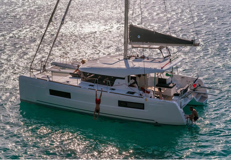 Lagoon 40 Komolac | The Dove