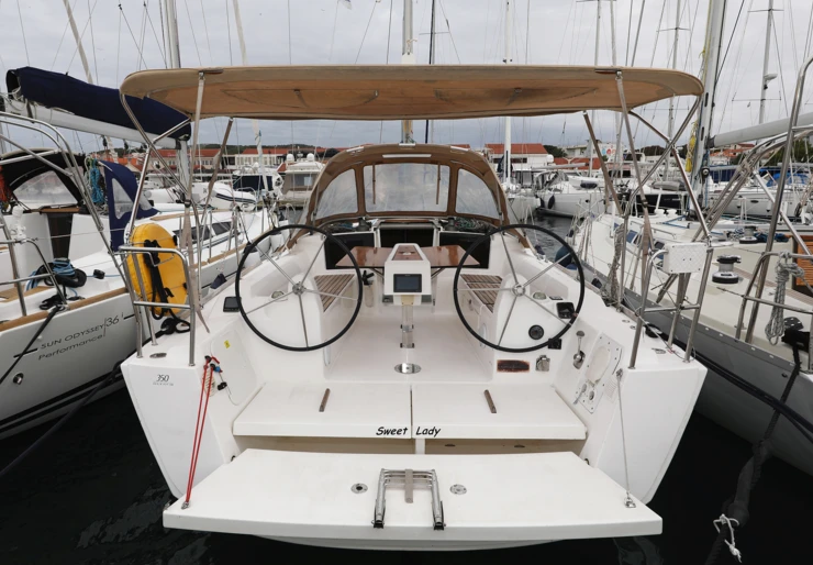 Dufour 350 GL Vodice | SWEET LADY